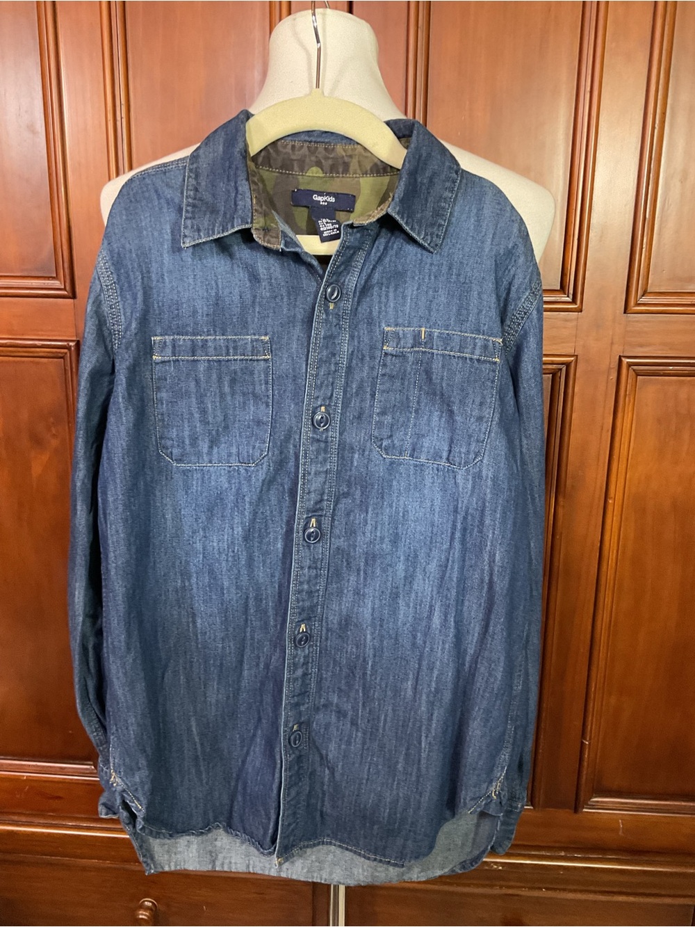 Gap Boys Size L Solid Blue Button Up Camo Collared UK 10-11 Lknw As Pictured Ver
